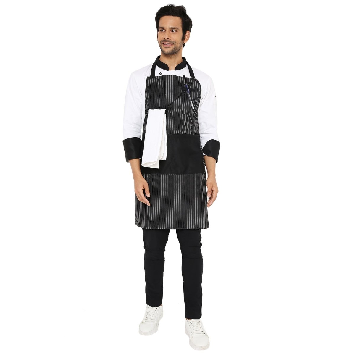 Black white fine line apron on model — cafe and restaurant uniform India