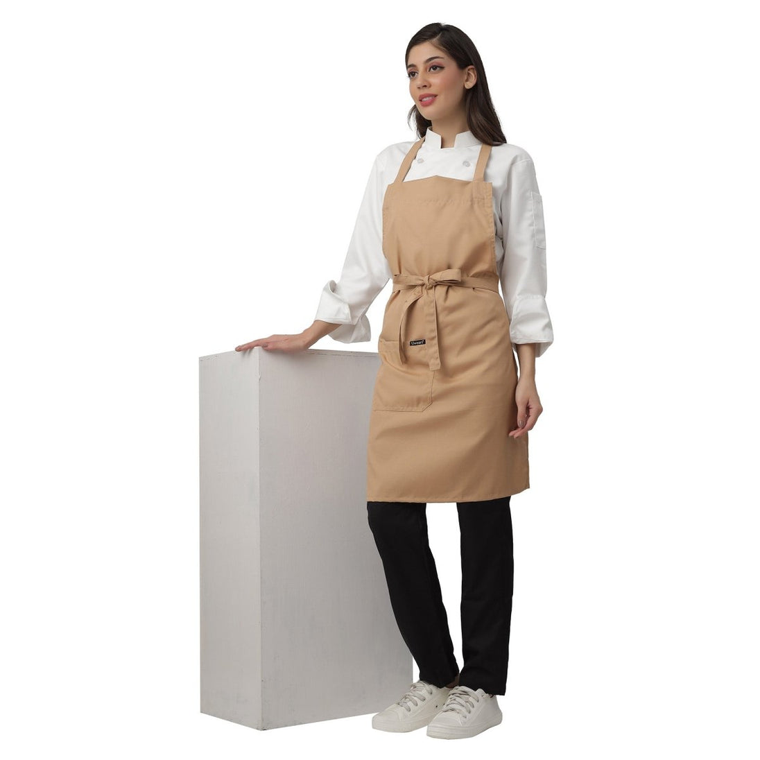 Pack of 4 beige kitchen aprons front view — bulk cafe uniform India
